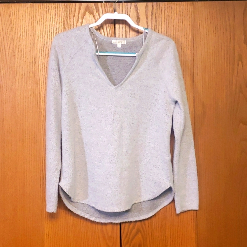 Nine Britton Women's M Silver Light Sweater